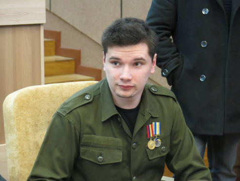 Троих сумчан наградили «За оборону Донецкого аэропорта» (фото) - фото 1 Троих сумчан наградили «За оборону Донецкого аэропорта» (фото) - фото 1