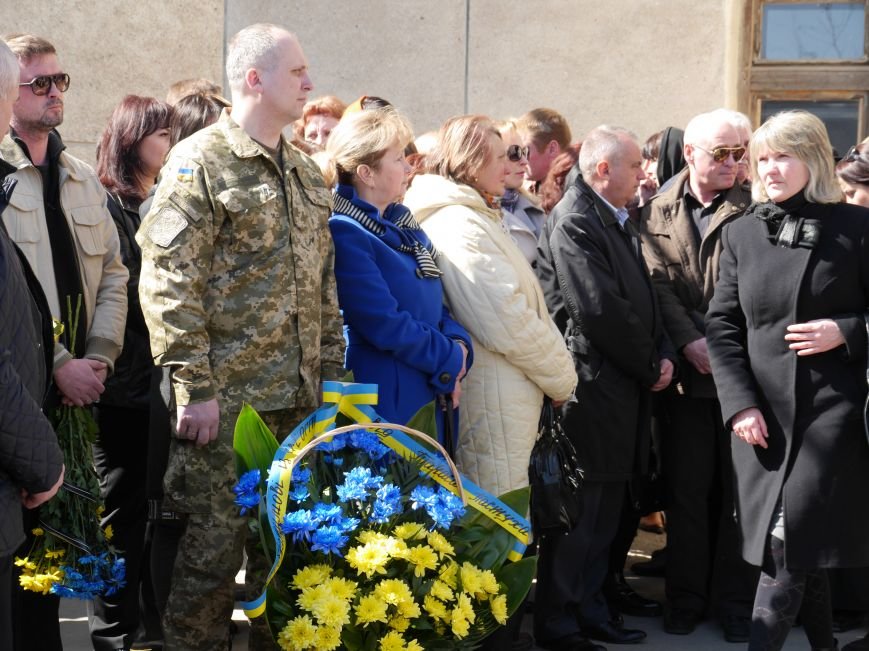 У Тернополі провели в останню путь військового лікаря Михайла Стасіва (Фоторепортаж) (фото) - фото 1 У Тернополі провели в останню путь військового лікаря Михайла Стасіва (Фоторепортаж) (фото) - фото 1
