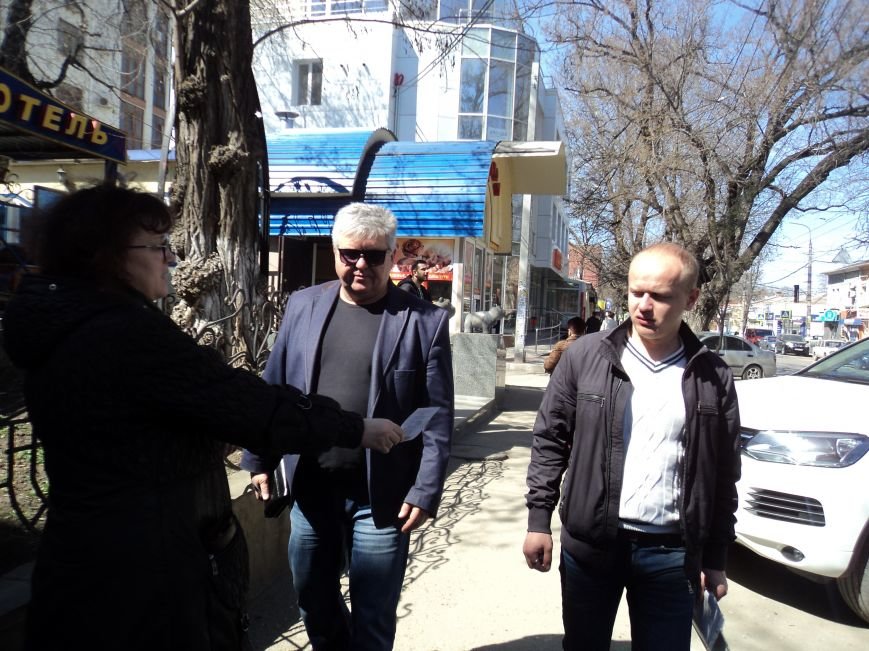 В Симферополе прошла уличная акция