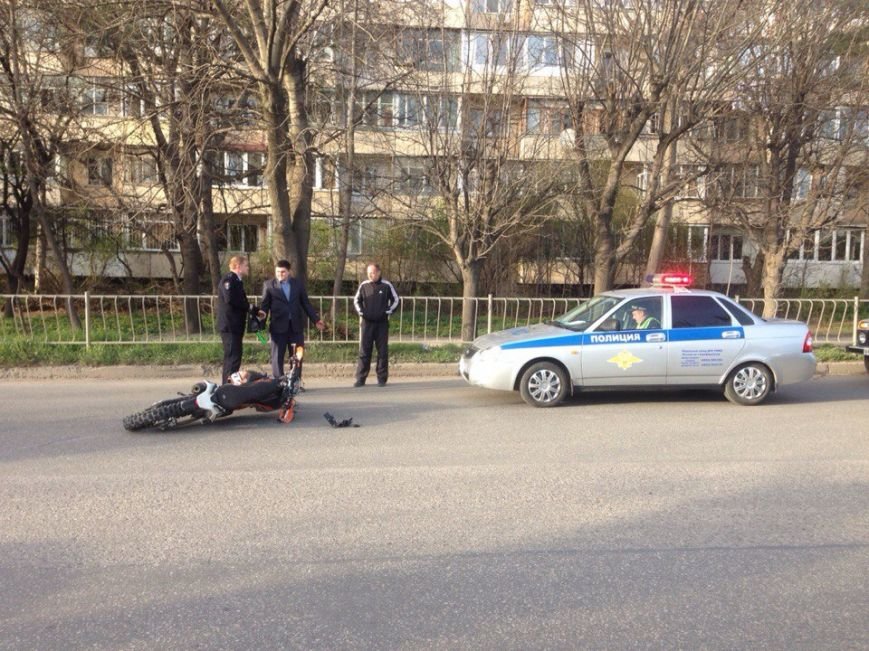 В Симферополе мотоциклист насмерть сбил пешехода на 