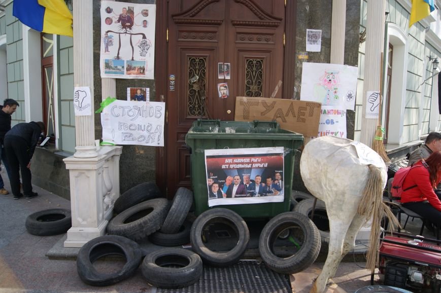 Прокурорский майдан снял полную блокаду одесской прокуратуры (ФОТО) (фото) - фото 1