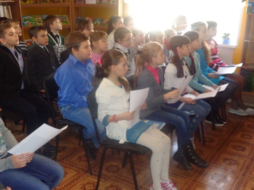 «Ой, не нам в кайданах ходить…» - в Красноармейске поговорили о творческом пути поэтессы и писательницы Марийки Подгорянки (фото) - фото 2 «Ой, не нам в кайданах ходить…» - в Красноармейске поговорили о творческом пути поэтессы и писательницы Марийки Подгорянки (фото) - фото 2