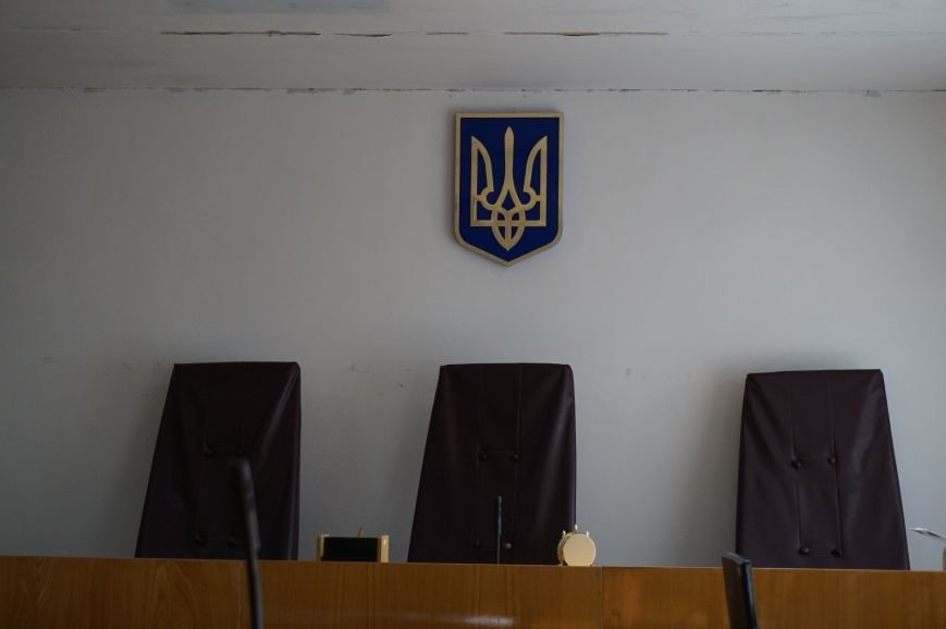 В Кривом Роге перенесли суд над активистами, требовавших от транспортного прокурора выполнения его прямых обязанностей (ФОТО) (фото) - фото 1 В Кривом Роге перенесли суд над активистами, требовавших от транспортного прокурора выполнения его прямых обязанностей (ФОТО) (фото) - фото 1
