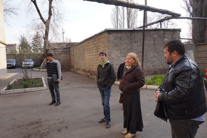 В Кривом Роге перенесли суд над активистами, требовавших от транспортного прокурора выполнения его прямых обязанностей (ФОТО) (фото) - фото 1 В Кривом Роге перенесли суд над активистами, требовавших от транспортного прокурора выполнения его прямых обязанностей (ФОТО) (фото) - фото 1