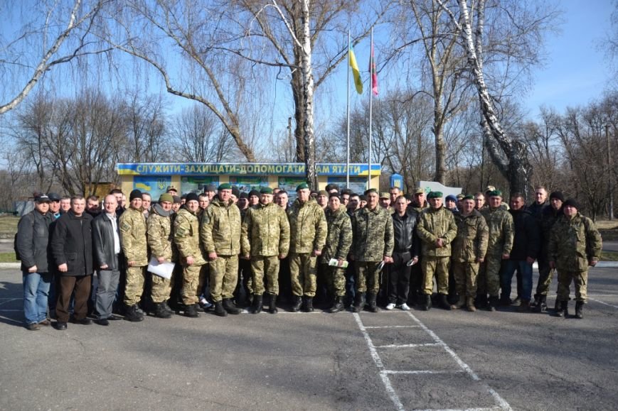 В Сумском отряде провожали военнослужащих, которых уволили в запас (ФОТО) (фото) - фото 1 В Сумском отряде провожали военнослужащих, которых уволили в запас (ФОТО) (фото) - фото 1