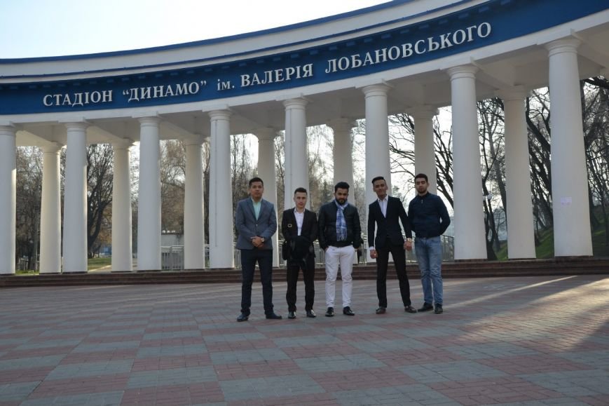 Студенты-иностранцы СумГУ посетили главные государственные учреждения Украины (ФОТО) (фото) - фото 1 Студенты-иностранцы СумГУ посетили главные государственные учреждения Украины (ФОТО) (фото) - фото 1