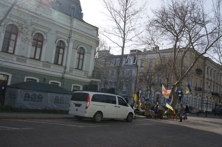 Одесса не сдается: Восьмое утро прокурорского майдана (ФОТО) (фото) - фото 1