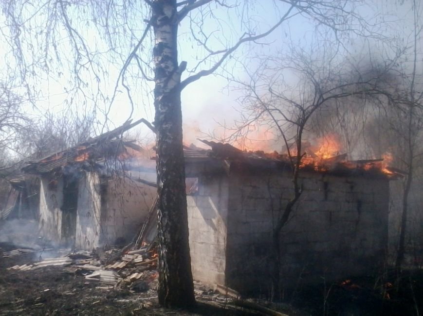 За сутки в Черниговской области горело более 80 га сухой травы и 7 хозяйств (фото) - фото 1 За сутки в Черниговской области горело более 80 га сухой травы и 7 хозяйств (фото) - фото 1