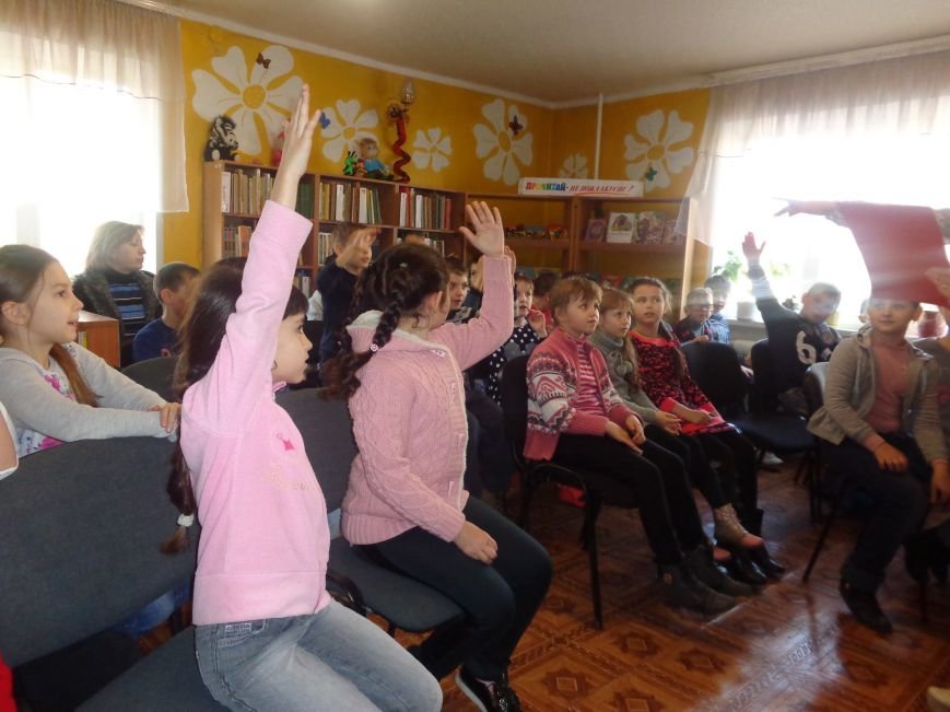 Любимые герои, сладкие сюрпризы и «движение, которое жизнь»: в детской библиотеке имени А. П. Гайдара прошел День Здоровья (фото) - фото 4 Любимые герои, сладкие сюрпризы и «движение, которое жизнь»: в детской библиотеке имени А. П. Гайдара прошел День Здоровья (фото) - фото 4