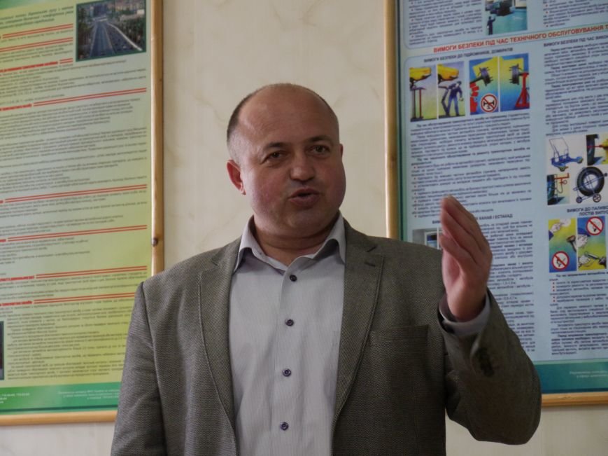 “МРІЯ Агрохолдинг” придбала нові гусеничні трактори, які найменше ущільнюють і руйнують ґрунт (фото) - фото 7 “МРІЯ Агрохолдинг” придбала нові гусеничні трактори, які найменше ущільнюють і руйнують ґрунт (фото) - фото 7