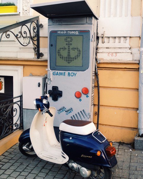 В центре Одессы появилась огромная игровая приставка, которая возвращает в детство (ФОТО) (фото) - фото 1