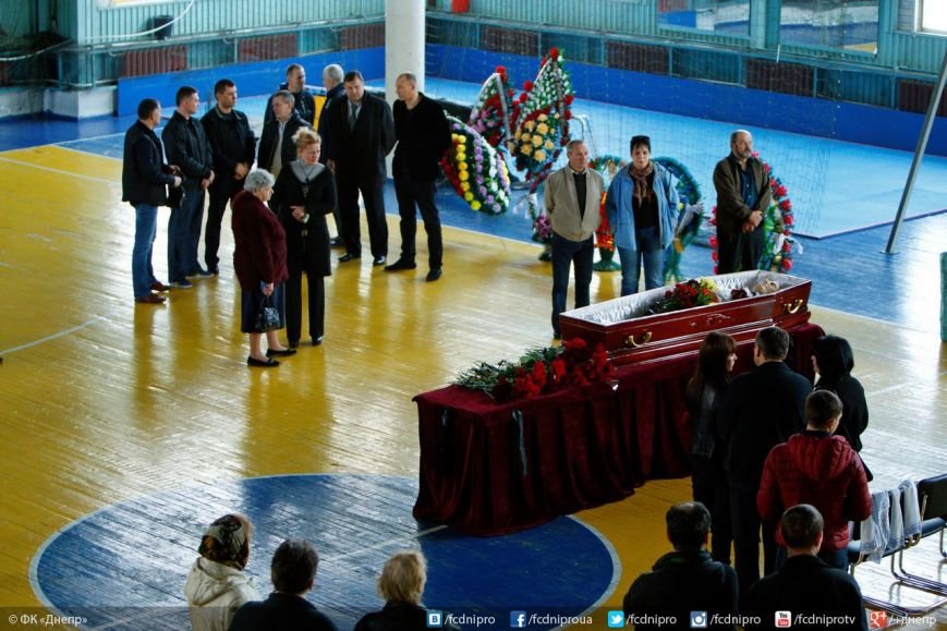 В последний путь провели легендарного тренера В последний путь провели легендарного тренера
