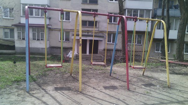 Як виглядають тернопільські дитячі майданчики? (фото) (фото) - фото 1 Як виглядають тернопільські дитячі майданчики? (фото) (фото) - фото 1