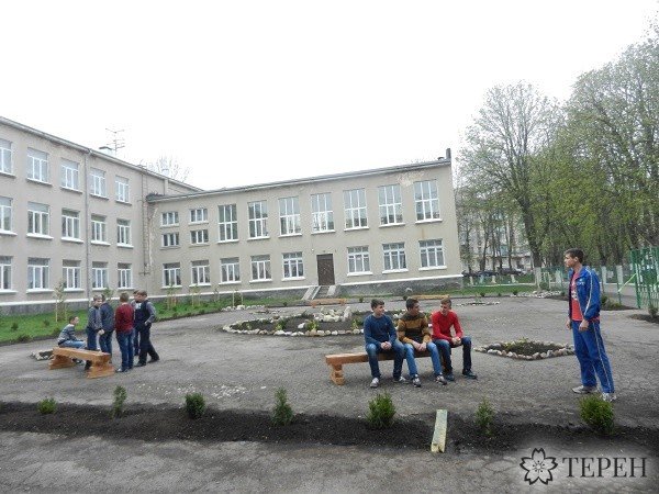 Міні-сквер із рослинами з Червоної книги відкрили у Тернополі (фото) (фото) - фото 1 Міні-сквер із рослинами з Червоної книги відкрили у Тернополі (фото) (фото) - фото 1
