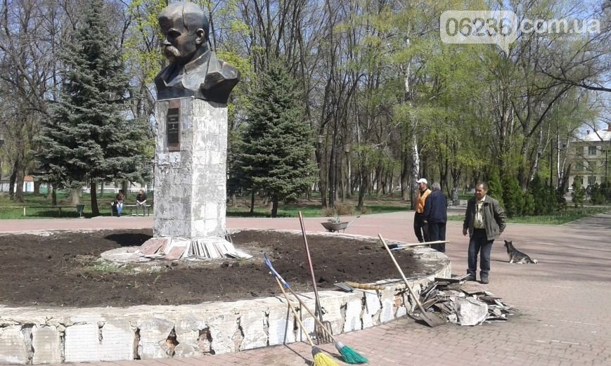 Авдеевка готовится ко Дню окружающей среды (ФОТО) (фото) - фото 1 Авдеевка готовится ко Дню окружающей среды (ФОТО) (фото) - фото 1