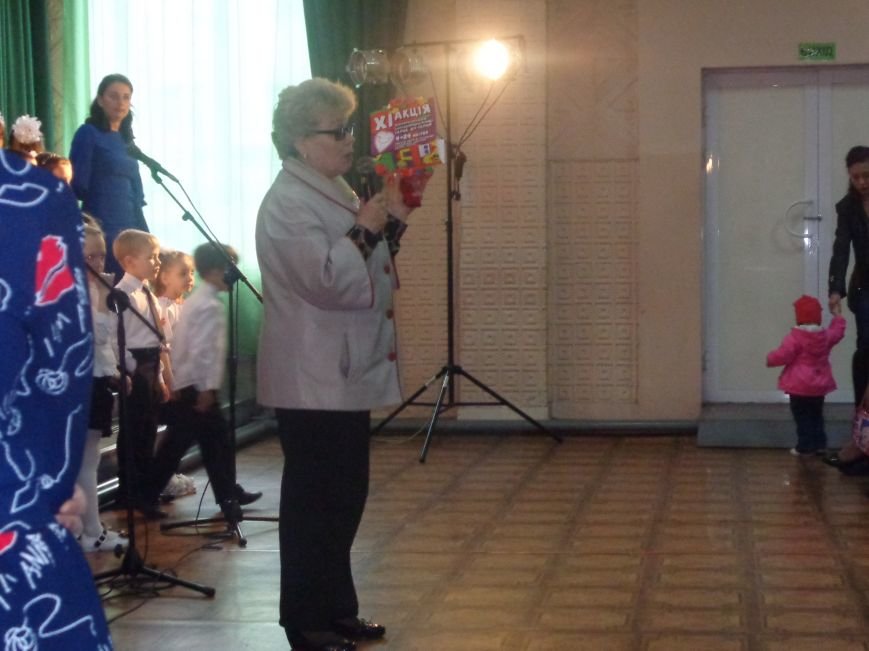 «Здесь улыбка в каждой ноте» - в Красноармейске прошел отчетный концерт юных дарований музыкальной школы имени Н. Д. Леонтовича (фото) - фото 1 «Здесь улыбка в каждой ноте» - в Красноармейске прошел отчетный концерт юных дарований музыкальной школы имени Н. Д. Леонтовича (фото) - фото 1