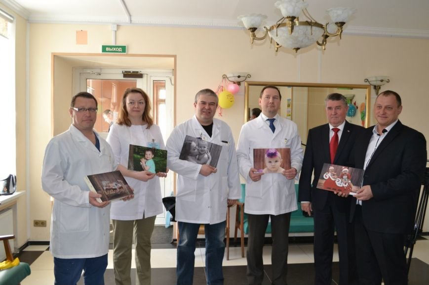 Врачей из Пушкинского роддома поблагодарили за их важную и высокую миссию (фото) - фото 1 Врачей из Пушкинского роддома поблагодарили за их важную и высокую миссию (фото) - фото 1