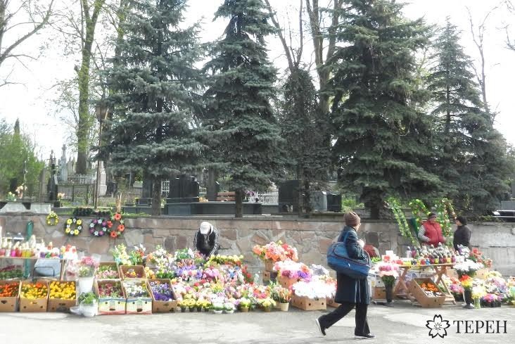 Священиків у Тернополі ніхто не слухає (фото) (фото) - фото 1 Священиків у Тернополі ніхто не слухає (фото) (фото) - фото 1