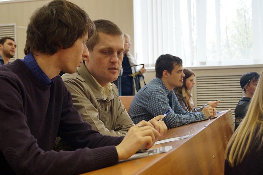 Без «-тся» и «-ться». Как белгородцы написали Тотальный диктант (фо... Без «-тся» и «-ться». Как белгородцы написали Тотальный диктант (фото) - фото 3