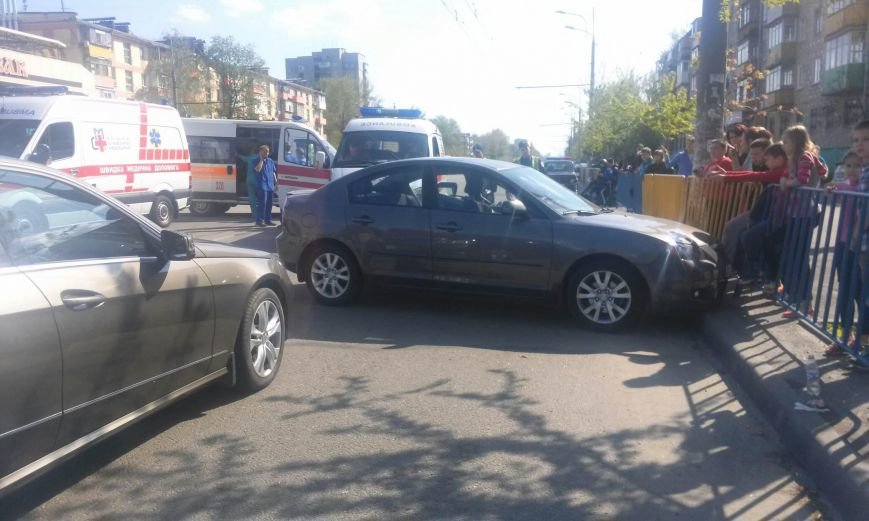 ДТП на Слобожанском проспекте: ДТП на Слобожанском проспекте: