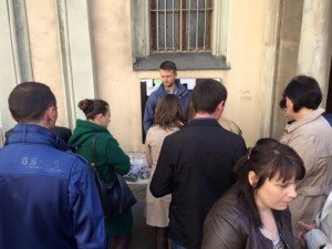 У Відні продавали писанки та вишиті рушнички, які створили тернопільські волонтери (фото) (фото) - фото 1 У Відні продавали писанки та вишиті рушнички, які створили тернопільські волонтери (фото) (фото) - фото 1