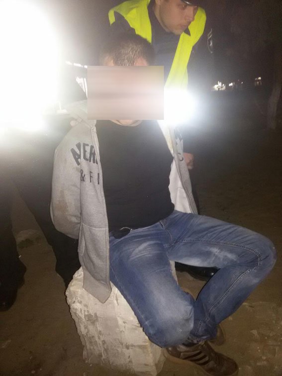 На Полтавщине произошло вооруженное нападение на таксиста (фото) - фото 2 На Полтавщине произошло вооруженное нападение на таксиста (фото) - фото 2