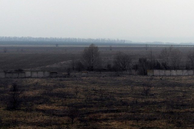 Зона отчуждения: Мертвый военный городок и кладбище самолетов под Днепропетровском (ФОТО) (фото) - фото 11 Зона отчуждения: Мертвый военный городок и кладбище самолетов под Днепропетровском (ФОТО) (фото) - фото 11