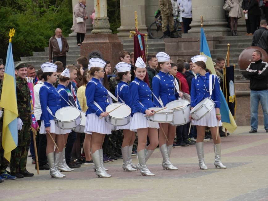 У центрі Тернополя пройшло масштабне патріотичне дійство (Фото) (фото) - фото 3 У центрі Тернополя пройшло масштабне патріотичне дійство (Фото) (фото) - фото 3