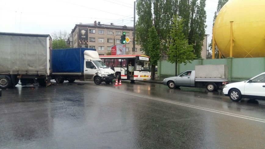 На Набережной в районе недостроенного На Набережной в районе недостроенного