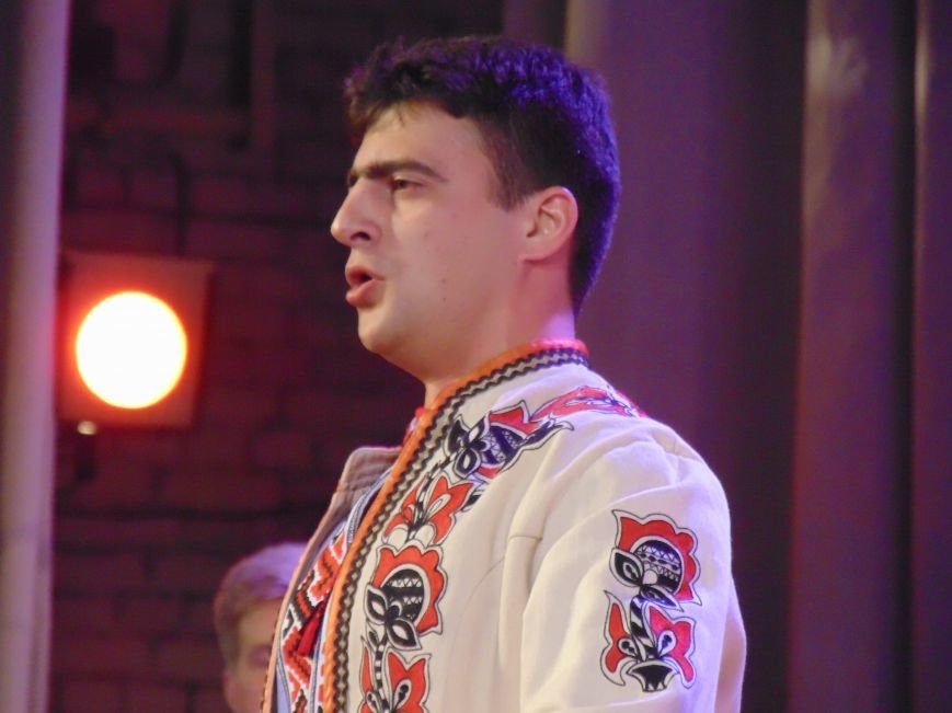 В Мариуполе зазвучали старинные украинские думы в сопровождении бандур и кобз (ФОТО+ВИДЕО) (фото) - фото 1 В Мариуполе зазвучали старинные украинские думы в сопровождении бандур и кобз (ФОТО+ВИДЕО) (фото) - фото 1