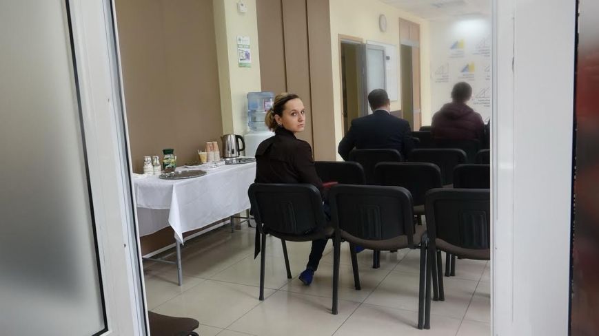 Мариупольских предпринимателей переводили в электронную систему закупок (фото) - фото 1 Мариупольских предпринимателей переводили в электронную систему закупок (фото) - фото 1