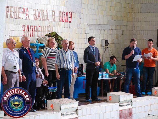 В Макеевке прошли студенческие соревнования по плаванию (фото) - фото 1