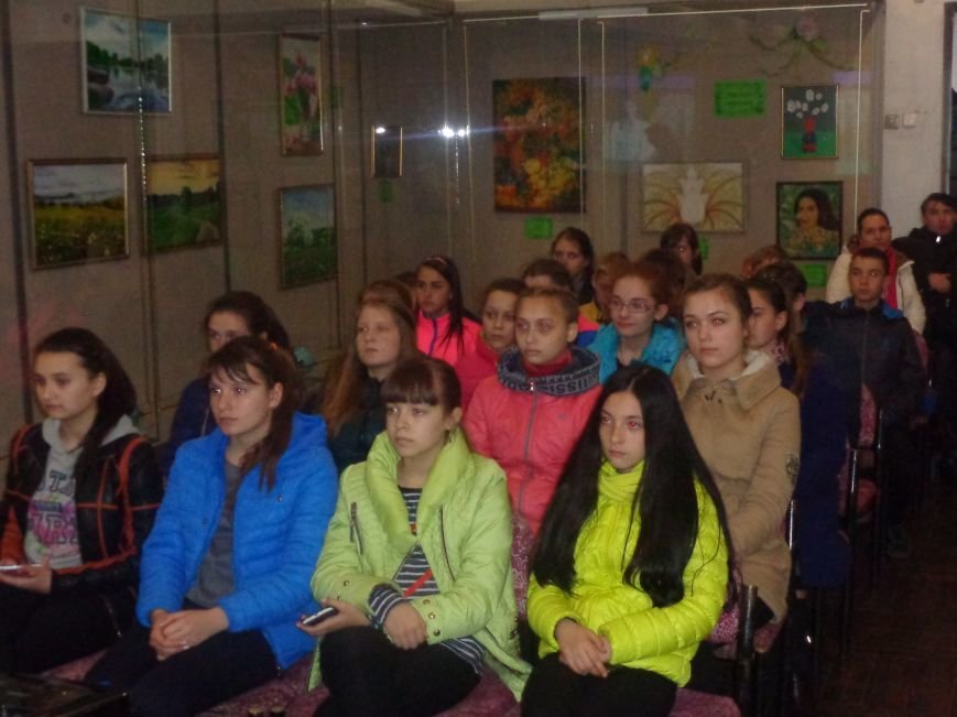 «Я должен снова видеть настоящие зимы и вёсны, вспыхивающие мгновенно…» - в Красноармейске (Покровске) состоялась экскурсия памяти, посвящённая Сергею Прокофьеву (фото) - фото 2 «Я должен снова видеть настоящие зимы и вёсны, вспыхивающие мгновенно…» - в Красноармейске (Покровске) состоялась экскурсия памяти, посвящённая Сергею Прокофьеву (фото) - фото 2