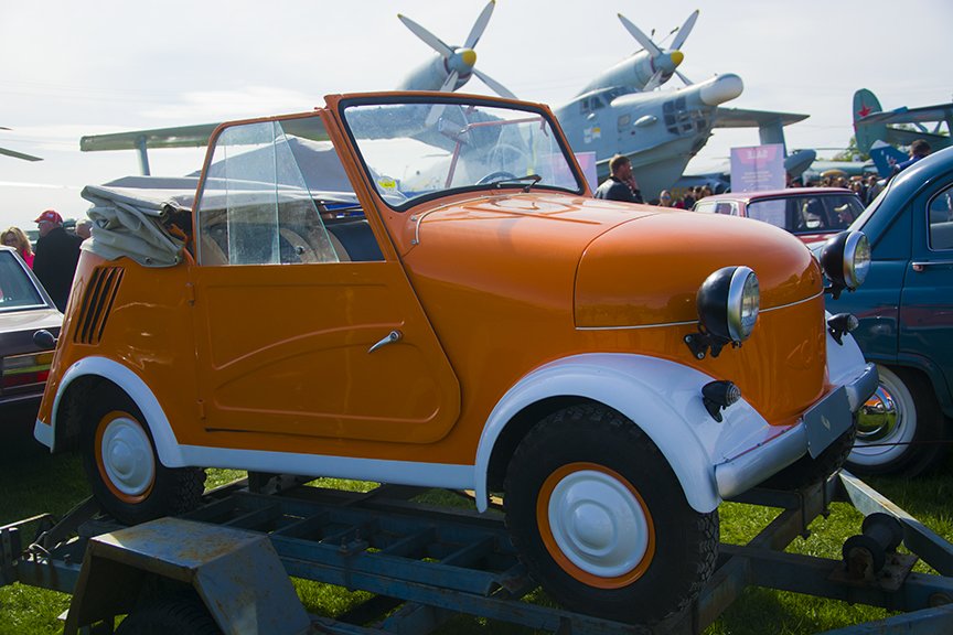 В Киеве состоялся фестиваль ретро-автомобилей “OldCarLand” (фото) - фото 1 В Киеве состоялся фестиваль ретро-автомобилей “OldCarLand” (фото) - фото 1