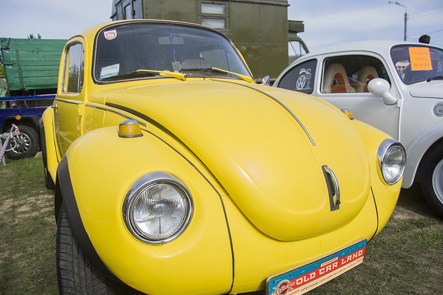 В Киеве состоялся фестиваль ретро-автомобилей “OldCarLand” (фото) - фото 1 В Киеве состоялся фестиваль ретро-автомобилей “OldCarLand” (фото) - фото 1