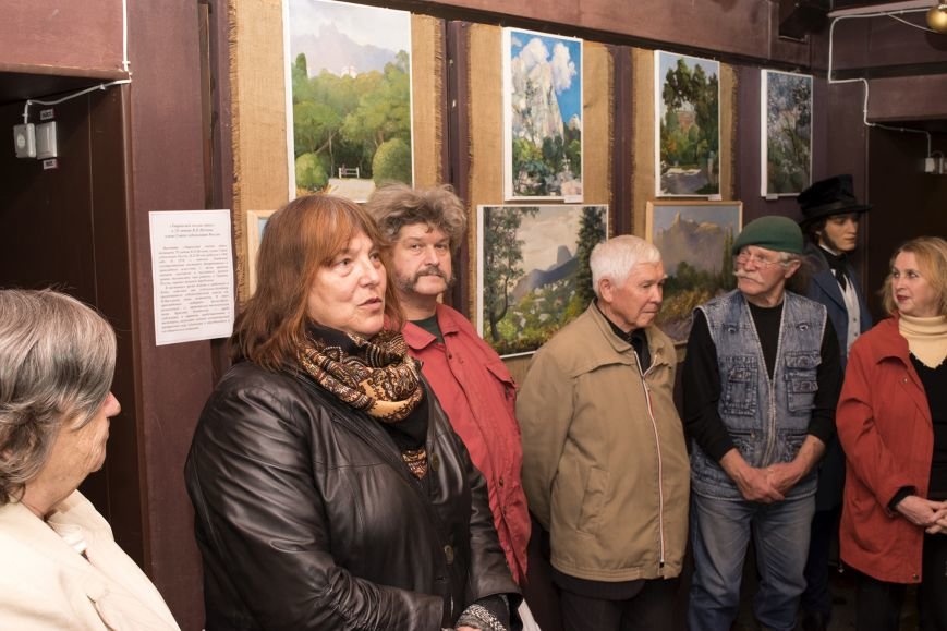В Ялтинском историко-литературном музее открыта выставка «Творческой жизни итог», посвященная 70-летию художника Валерия Мухина (фото) - фото 1 В Ялтинском историко-литературном музее открыта выставка «Творческой жизни итог», посвященная 70-летию художника Валерия Мухина (фото) - фото 1