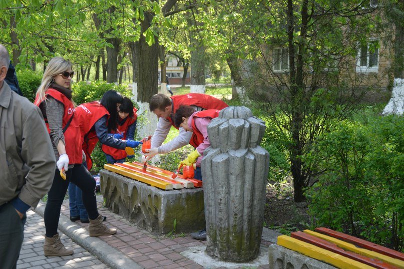 Авдеевские коксохимики преобразили любимые места отдыха горожан (фото) - фото 1 Авдеевские коксохимики преобразили любимые места отдыха горожан (фото) - фото 1