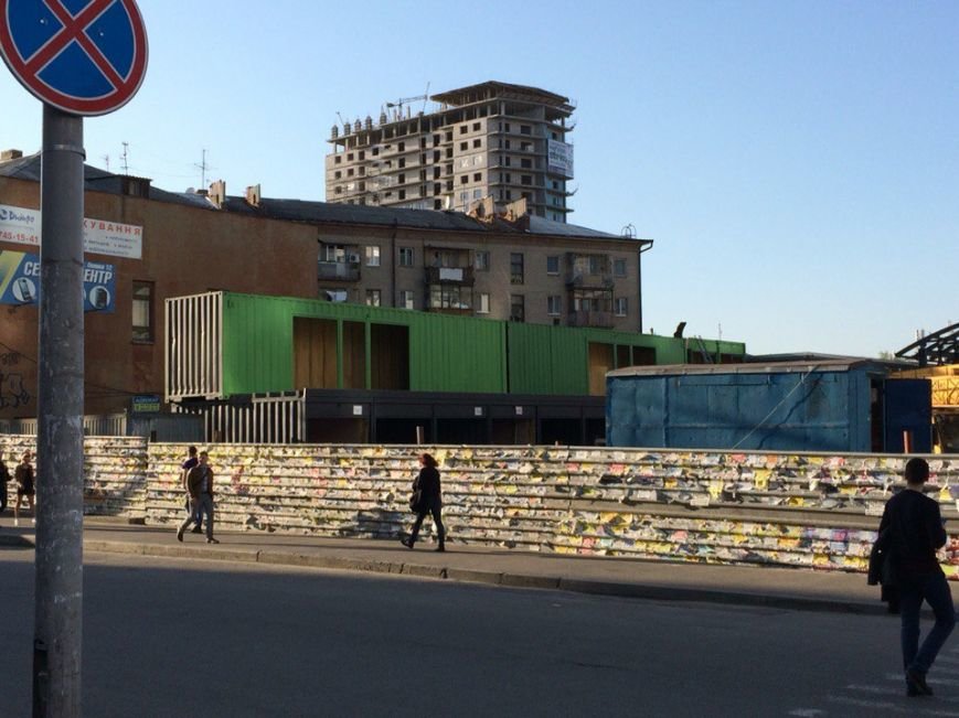 В Днепропетровске напротив В Днепропетровске напротив