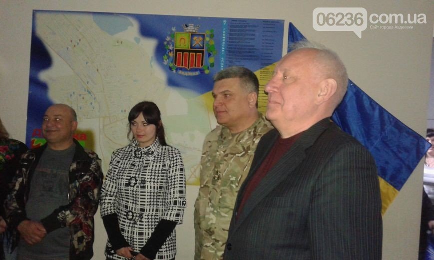 Как творческий десант Поезда единения «Труханівська Січ» караваем встречали (ФОТО) (фото) - фото 1 Как творческий десант Поезда единения «Труханівська Січ» караваем встречали (ФОТО) (фото) - фото 1
