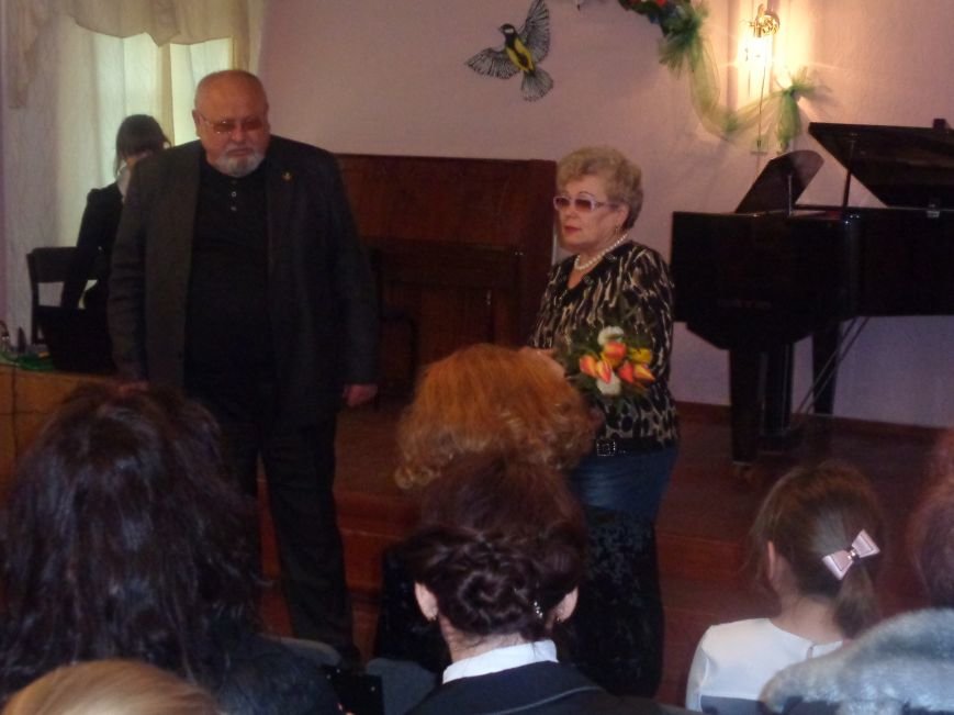 «…Там згоріли гнізда і гніздечка…» - в музыкальной школе имени Н. Д. Леонтовича в Красноармейске (Покровске) почтили память жертв и ликвидаторов Чернобыльской аварии (фото) - фото 9 «…Там згоріли гнізда і гніздечка…» - в музыкальной школе имени Н. Д. Леонтовича в Красноармейске (Покровске) почтили память жертв и ликвидаторов Чернобыльской аварии (фото) - фото 9
