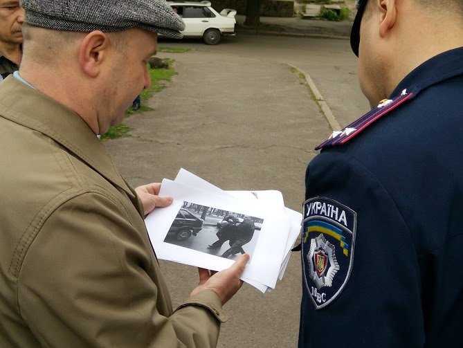 ВЕРПОВСЬКИЙ ДИВИТЬСЯ ПРО КАТУВАННЯ ВЕРПОВСЬКИЙ ДИВИТЬСЯ ПРО КАТУВАННЯ