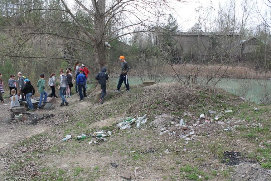 Всеукраїнська екологічна акція «Зробимо Україну чистою разом» (фото... Всеукраїнська екологічна акція «Зробимо Україну чистою разом» (фото) - фото 1
