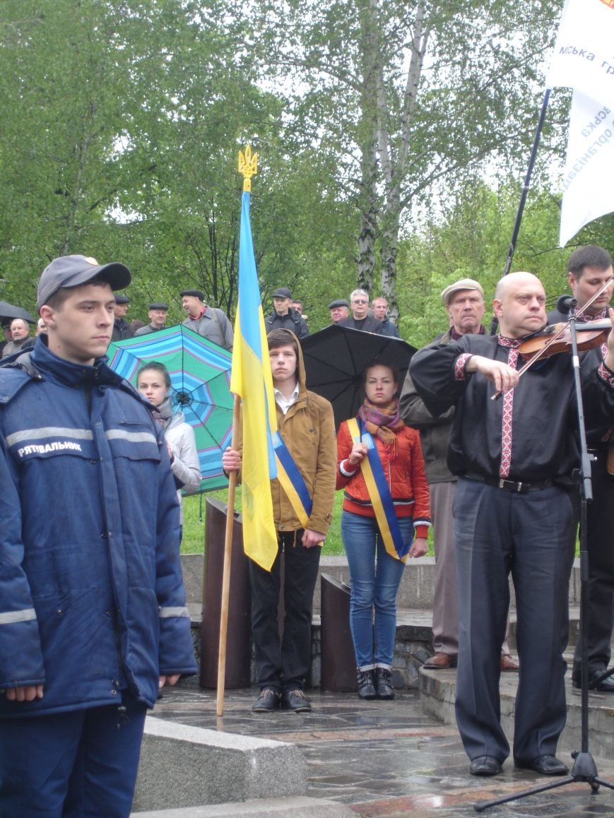 Чорнобильська катастрофа: мітинг-реквієм у Білій Церкві (фото) - фото 2 Чорнобильська катастрофа: мітинг-реквієм у Білій Церкві (фото) - фото 2