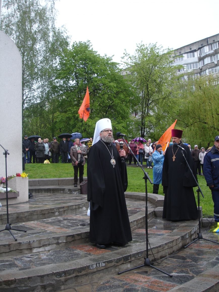 Чорнобильська катастрофа: мітинг-реквієм у Білій Церкві (фото) - фото 6 Чорнобильська катастрофа: мітинг-реквієм у Білій Церкві (фото) - фото 6