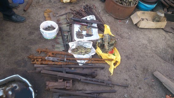 Еще одну «коллекцию» боеприпасов выявили черниговские полицейские (фото) - фото 1 Еще одну «коллекцию» боеприпасов выявили черниговские полицейские (фото) - фото 1