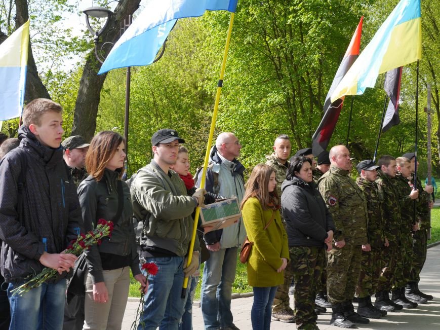 У парку Топільче буде алея на честь загиблих в АТО Героїв Тернопільщини (Фоторепортаж) (фото) - фото 1 У парку Топільче буде алея на честь загиблих в АТО Героїв Тернопільщини (Фоторепортаж) (фото) - фото 1