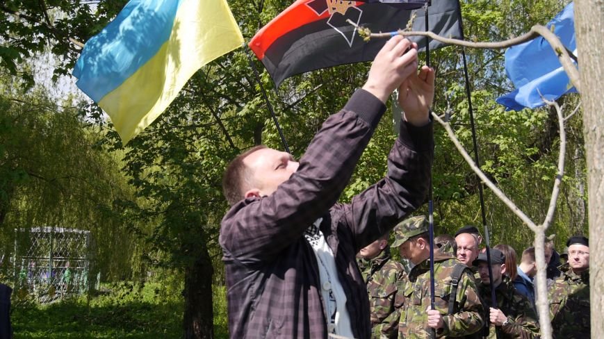 У парку Топільче буде алея на честь загиблих в АТО Героїв Тернопільщини (Фоторепортаж) (фото) - фото 1 У парку Топільче буде алея на честь загиблих в АТО Героїв Тернопільщини (Фоторепортаж) (фото) - фото 1