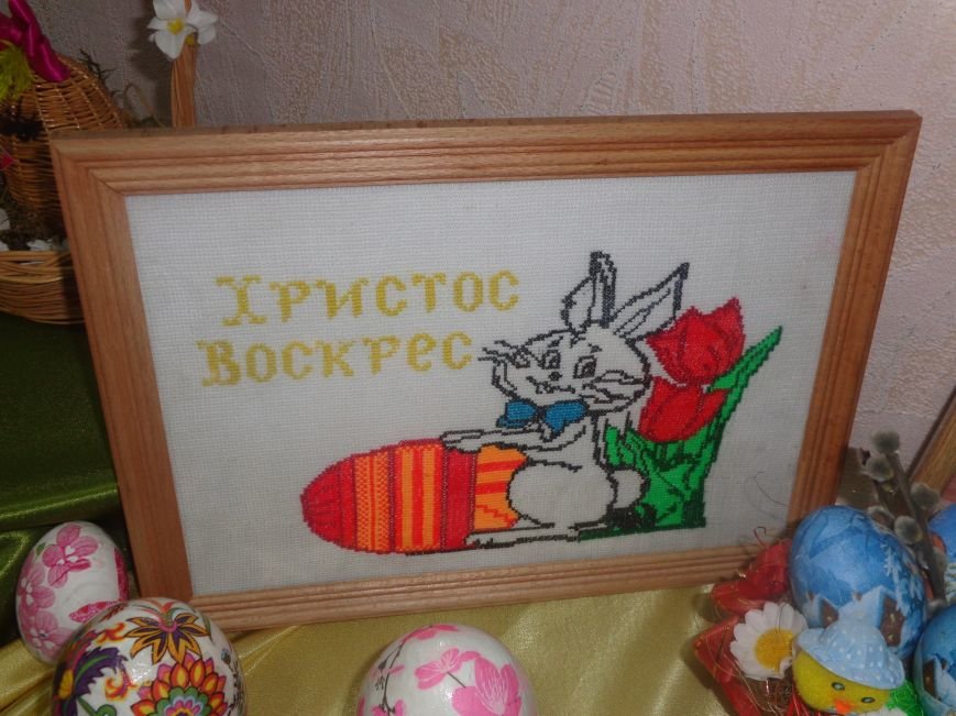 Школьники Красноармейска (Покровска) приняли участие в захватывающем мастер-классе по изготовлению пасхальных писанок (фото) - фото 3 Школьники Красноармейска (Покровска) приняли участие в захватывающем мастер-классе по изготовлению пасхальных писанок (фото) - фото 3