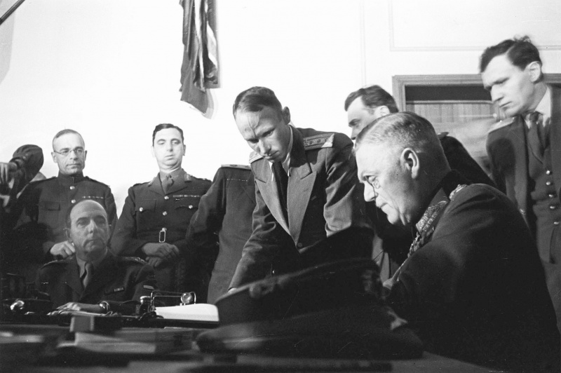 keytel_kapitulyatsiya2_1945_markredkin.1ajsivkmmxs0sksc8ccksgcsg.ejcuplo1l0oo0sk8c40s8osc4.th keytel_kapitulyatsiya2_1945_markredkin.1ajsivkmmxs0sksc8ccksgcsg.ejcuplo1l0oo0sk8c40s8osc4.th