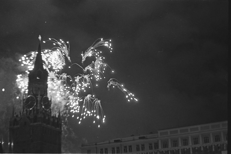 salut_v_moskve_msavin_1945.8a2jvx5xv0o44okows040gc8s.ejcuplo1l0oo0sk8c40s8osc4.th salut_v_moskve_msavin_1945.8a2jvx5xv0o44okows040gc8s.ejcuplo1l0oo0sk8c40s8osc4.th